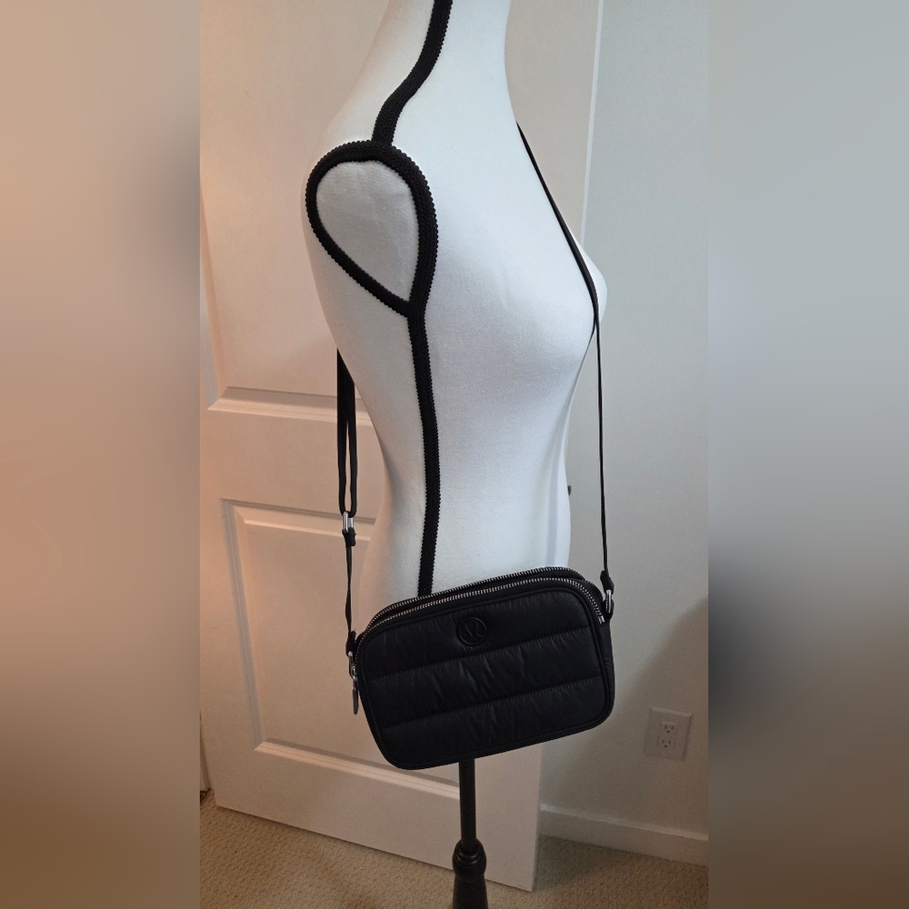 Lululemon Wonder Puff Black Quilted Crossbody Bag